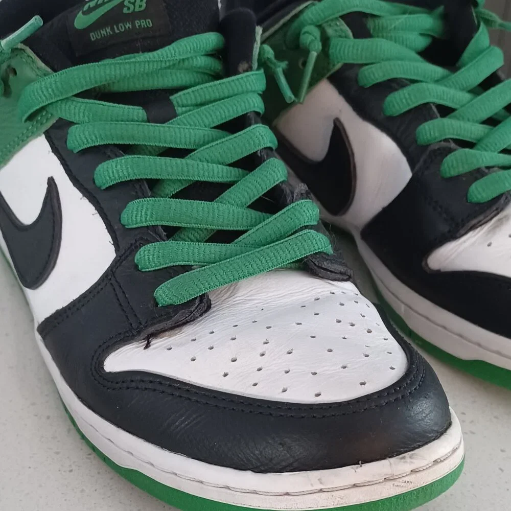 NIKE SB Dunk Low Pro - men's size US 11 - classic green black white - Picture 2 of 16